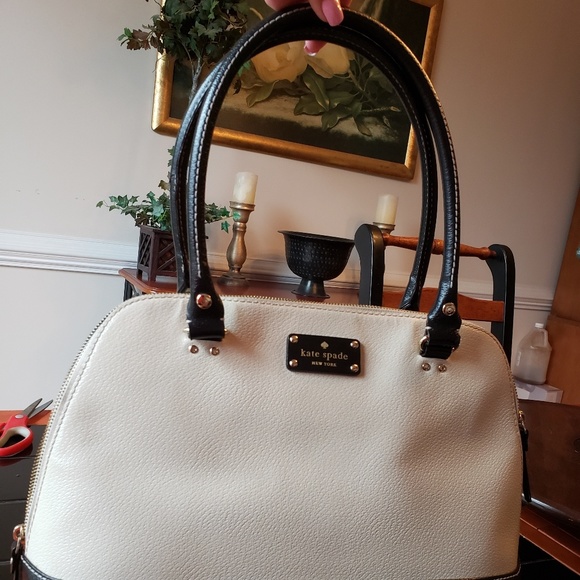 Kate Spade Wellesley Rachelle Shoulder Bag - Picture 8 of 8